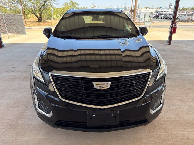 Used 2019 Cadillac XT5 Premium Luxury w/ Sport Package FWD image 2