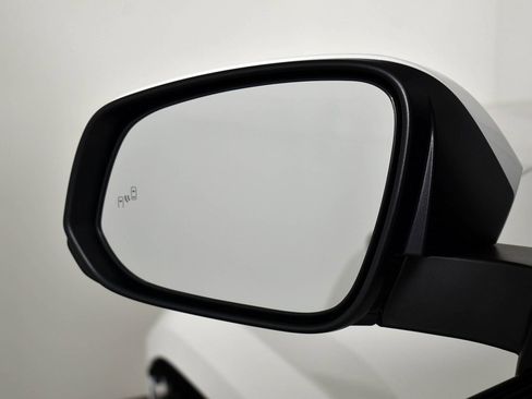 Certified 2025 Toyota Tacoma SR5 image 24