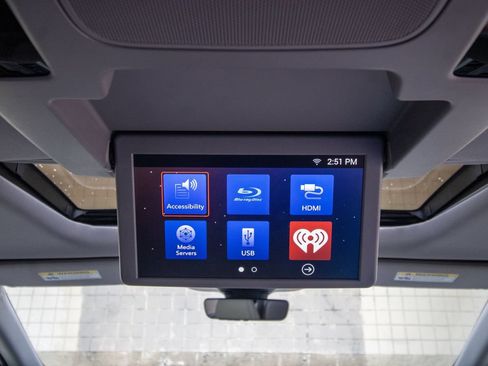 Used 2021 Honda Odyssey Touring image 44