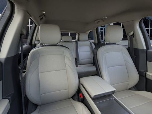 New 2026 Lincoln Nautilus Premier image 10