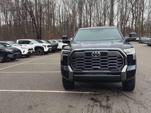 New 2026 Toyota Tundra Platinum image 3