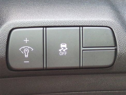 New 2026 Hyundai Elantra Limited image 28