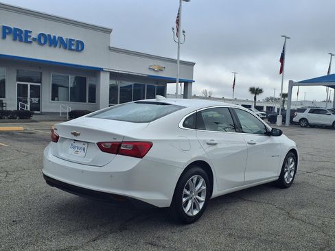 Used 2024 Chevrolet Malibu LT image 2