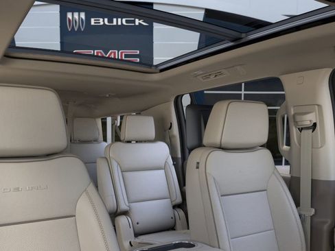 New 2026 GMC Yukon XL Denali image 29