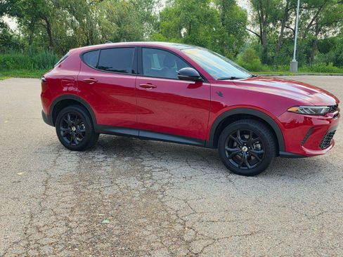 Used 2024 Dodge Hornet GT Plus w/ GT Blacktop Package AWD/4WD image 3