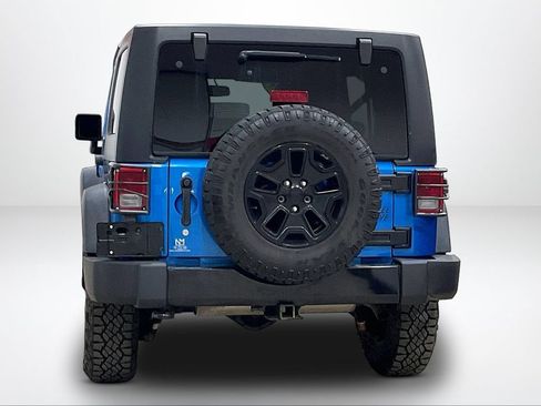Used 2015 Jeep Wrangler Unlimited Sport w/ Power Convenience Group AWD/4WD image 4