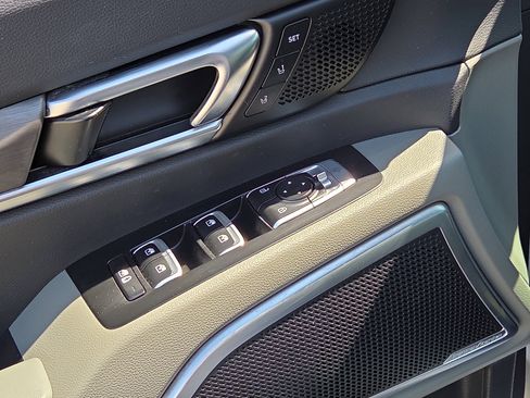 Used 2024 Kia Telluride SX Prestige X-Pro image 15