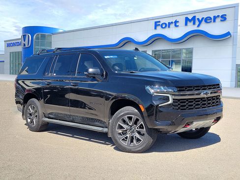 Used 2021 Chevrolet Suburban Z71 w/ Luxury Package image 1