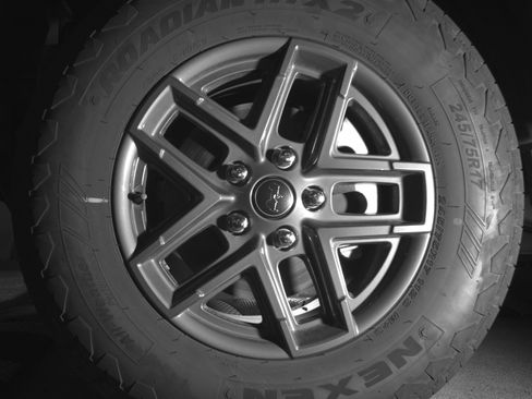 Used 2025 Jeep Wrangler Sport S AWD/4WD image 12