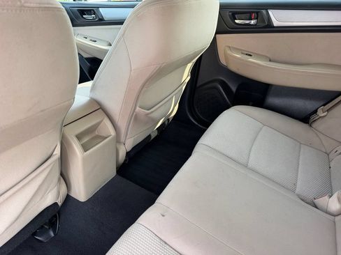 Used 2016 Subaru Outback 2.5i Premium AWD/4WD image 16