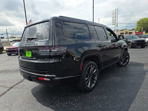 Used 2025 Jeep Grand Wagoneer Series III w/ Rear Seat Video Group 1 AWD/4WD image 7