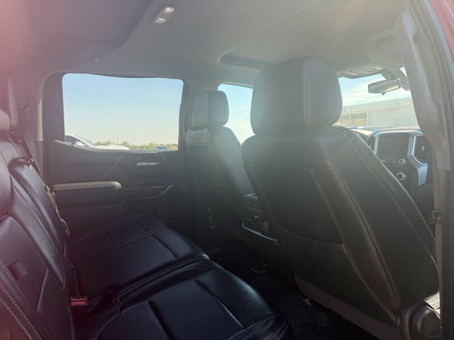 Used 2021 GMC Sierra 1500 Elevation w/ LPO, Elevation Black Package AWD/4WD image 10