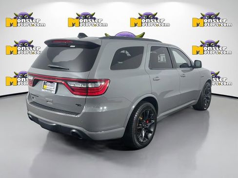 Used 2023 Dodge Durango R/T w/ Tow 'N Go Group AWD/4WD image 5