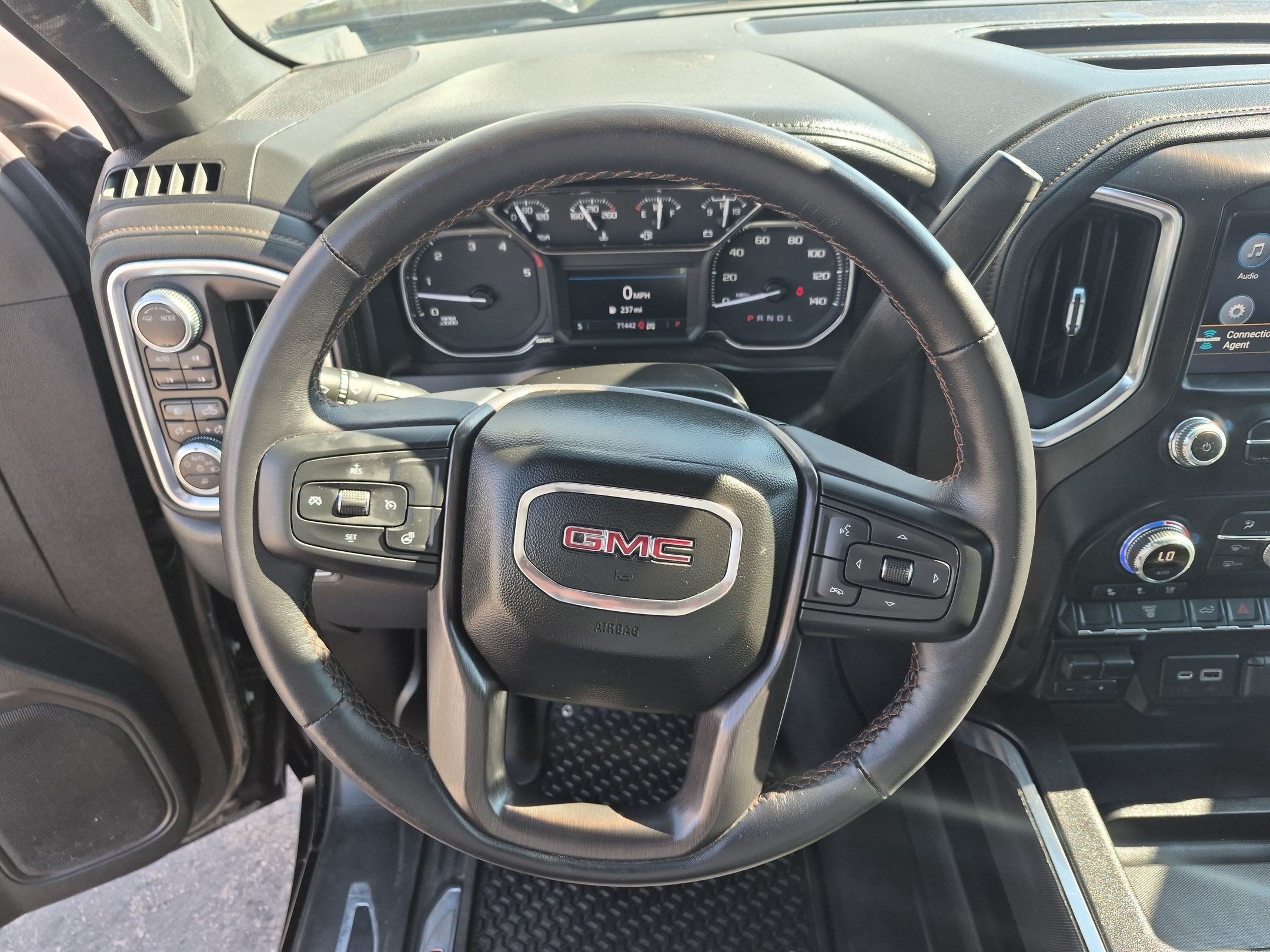 Used 2022 GMC Sierra 2500 AT4 AWD/4WD image 17