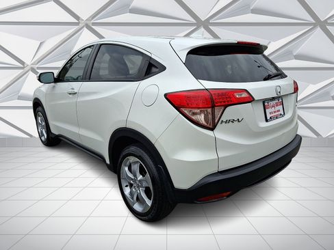 Used 2016 Honda HR-V EX image 7