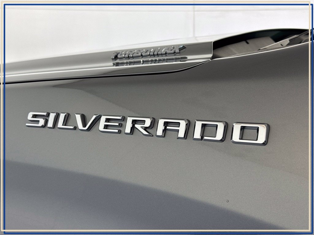 New 2026 Chevrolet Silverado 1500 RST AWD/4WD image 12