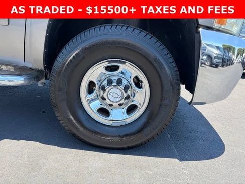 Used 2008 Chevrolet Silverado 2500 LT w/ EZ-Lift Tailgate Package AWD/4WD image 8