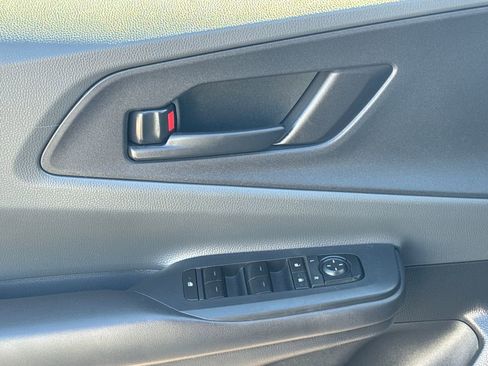 Used 2024 Toyota Prius LE image 30