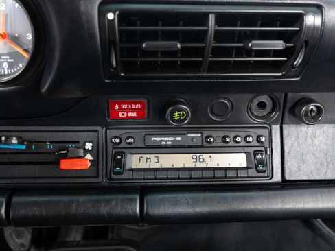 Used 1987 Porsche 911 Carrera image 23