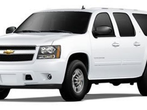 Used 2011 Chevrolet Suburban LT image 1
