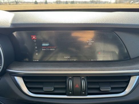Used 2018 Alfa Romeo Stelvio Ti image 16