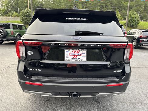 New 2026 Ford Explorer Active w/ Active Comfort Package AWD/4WD image 6