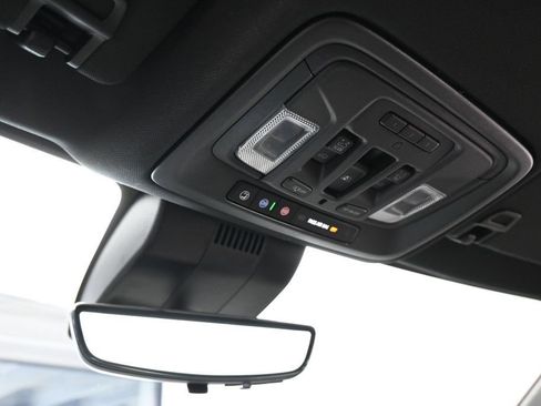 Used 2024 Chevrolet Silverado 1500 ZR2 w/ Technology Package AWD/4WD image 32
