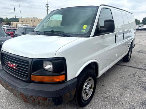 Used 2006 GMC Savana 2500 w/ Power and Light Package image 2