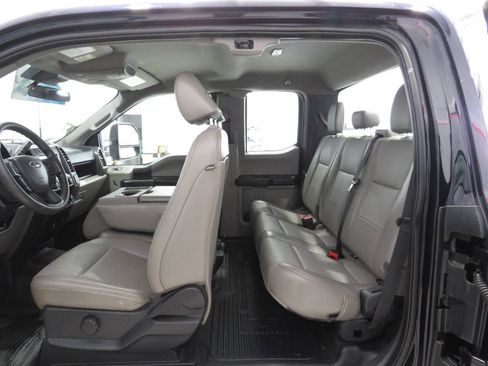 Used 2022 Ford F250 XL w/ Power Equipment Group RWD image 14