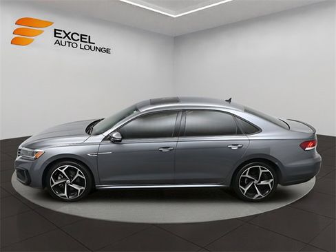 Used 2021 Volkswagen Passat 2.0T R-Line image 42