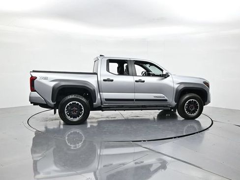 Used 2024 Toyota Tacoma TRD Off-Road AWD/4WD image 2