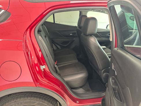 Used 2020 Buick Encore Preferred image 17