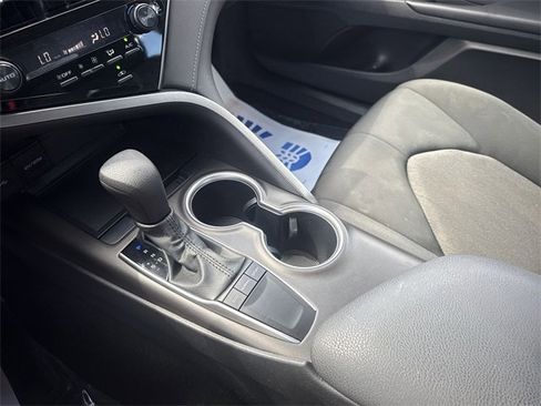 Used 2024 Toyota Camry LE image 19