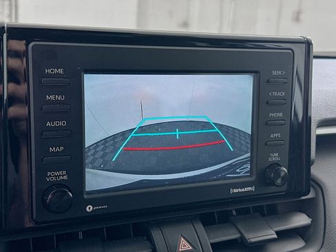 Used 2020 Toyota RAV4 LE image 23