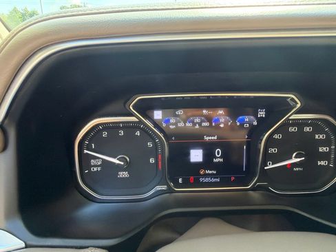 Used 2021 GMC Yukon XL Denali w/ Denali Ultimate Package AWD/4WD image 27