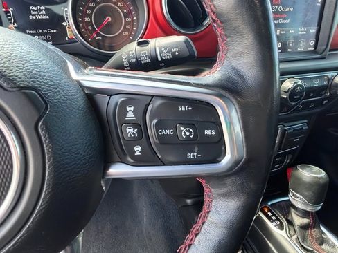Used 2019 Jeep Wrangler Unlimited Rubicon AWD/4WD image 23