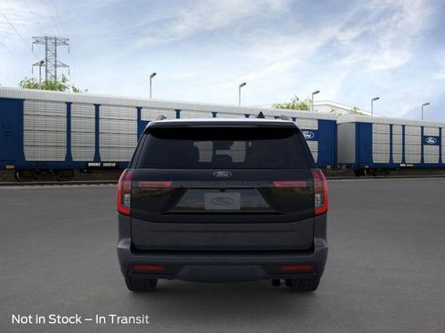 New 2026 Ford Expedition Tremor image 7