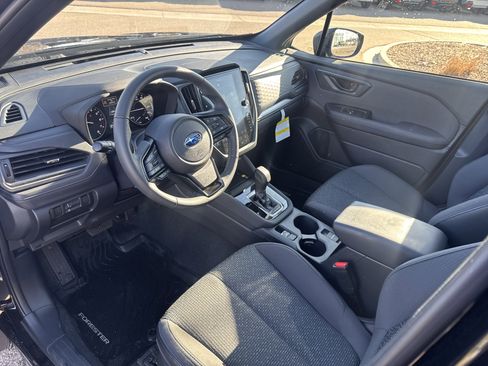 Used 2025 Subaru Forester Premium image 24