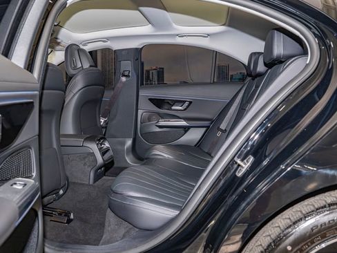 Used 2025 Mercedes-Benz E 450 4MATIC Sedan image 22
