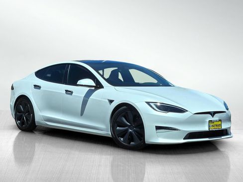 Used 2023 Tesla Model S Standard Range AWD/4WD image 2