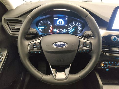 Used 2022 Ford Escape SE w/ Cold Weather Package AWD/4WD image 22