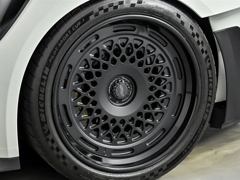 Used 2024 Porsche 911 GT3 RS RWD image 15
