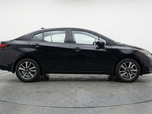 Used 2025 Nissan Versa SV FWD image 11