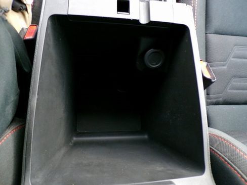 Used 2022 Nissan Frontier PRO-4X image 29