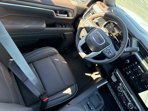 New 2026 GMC Sierra 2500 Denali w/ Denali Reserve Package image 30