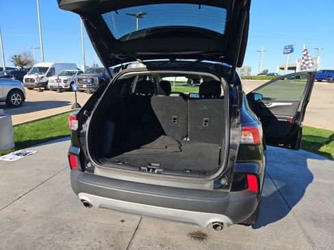 Used 2022 Ford Escape SE w/ Convenience Package image 9