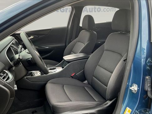 Used 2024 Chevrolet Malibu LT image 19