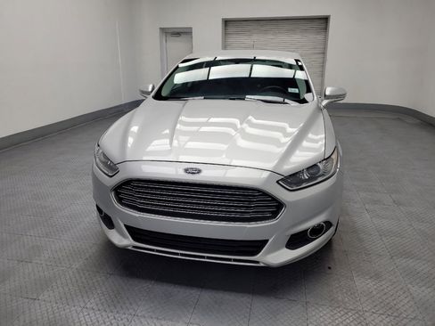 Used 2016 Ford Fusion SE w/ Equipment Group 202A image 15