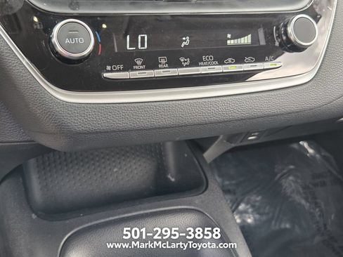 Used 2025 Toyota Corolla LE FWD image 19