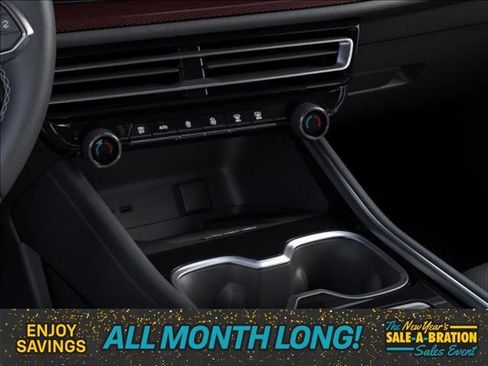 New 2026 Chevrolet Traverse Z71 w/ Driver Confidence Package image 23